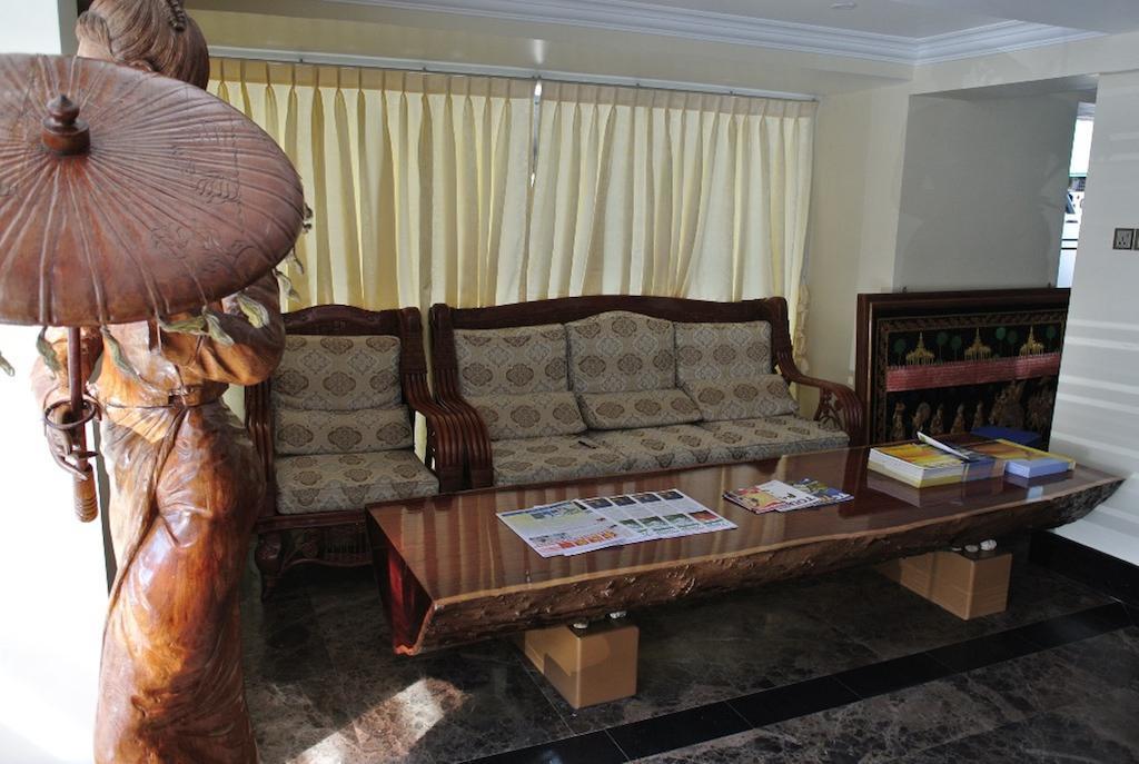 Hotel Wardan Yangon Dış mekan fotoğraf
