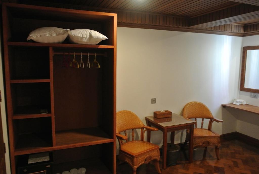 Hotel Wardan Yangon Dış mekan fotoğraf
